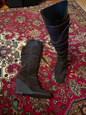 Brand new chocolate brown suede wedge knee hi boots, Size 9.5